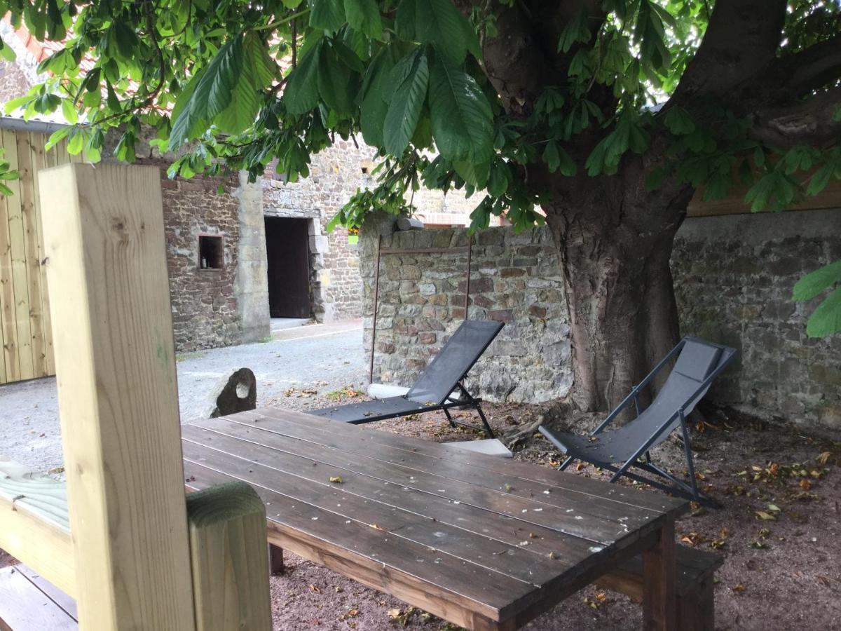 Bed and Breakfast Le Loup Dans La Bergerie Montmartin-sur-Mer Exterior foto