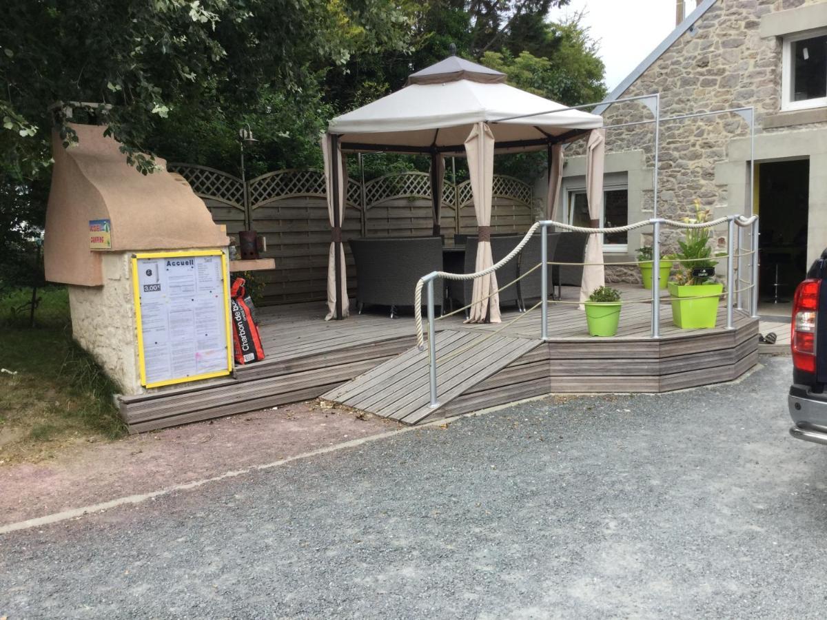 Bed and Breakfast Le Loup Dans La Bergerie Montmartin-sur-Mer Exterior foto